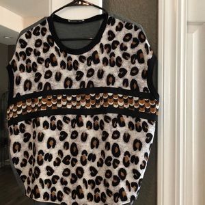 Leopard top